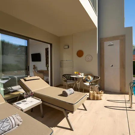 Oasis Luxury Villa